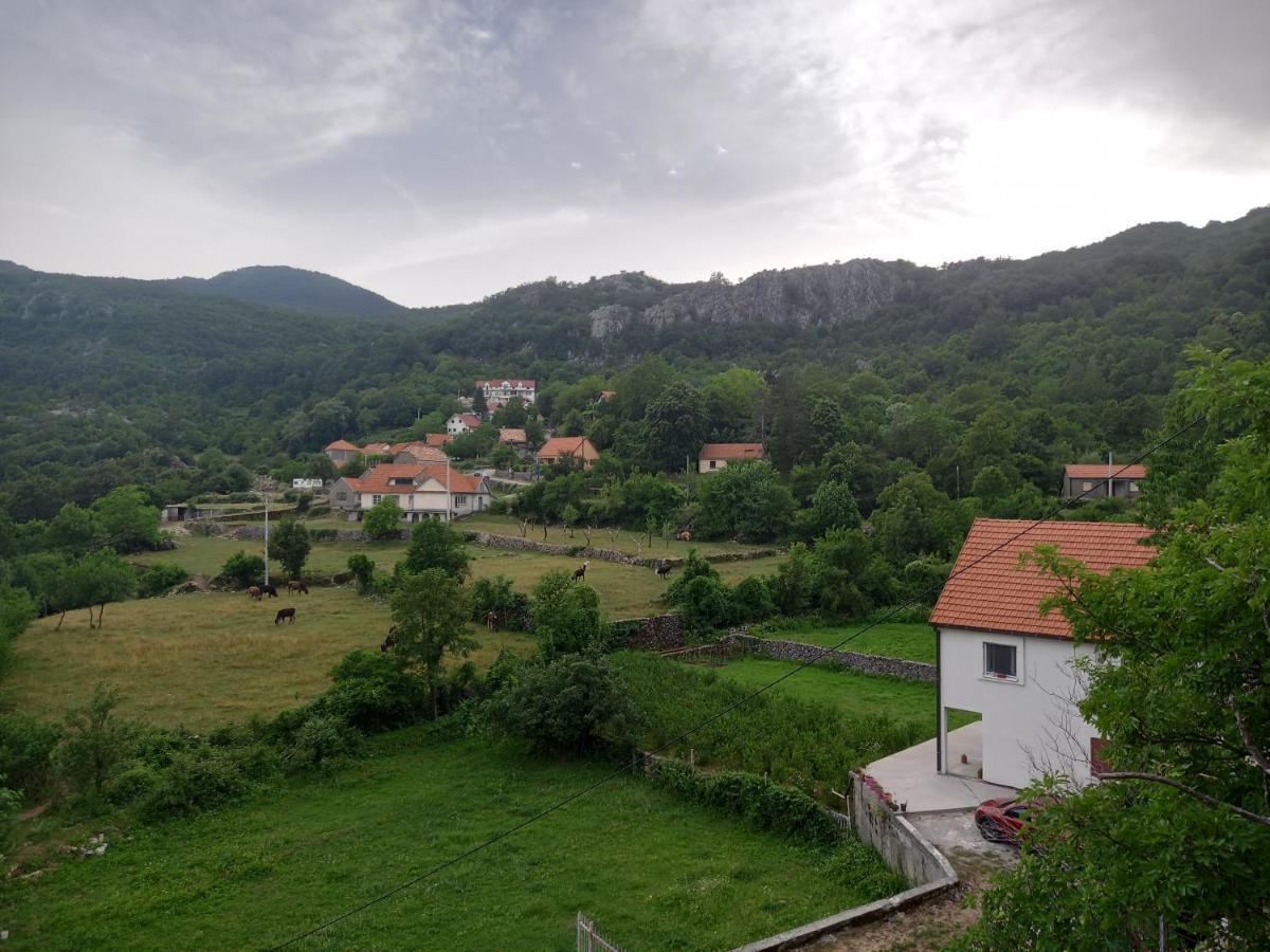 Konak Ugnji-Village Τσέτινιε Εξωτερικό φωτογραφία
